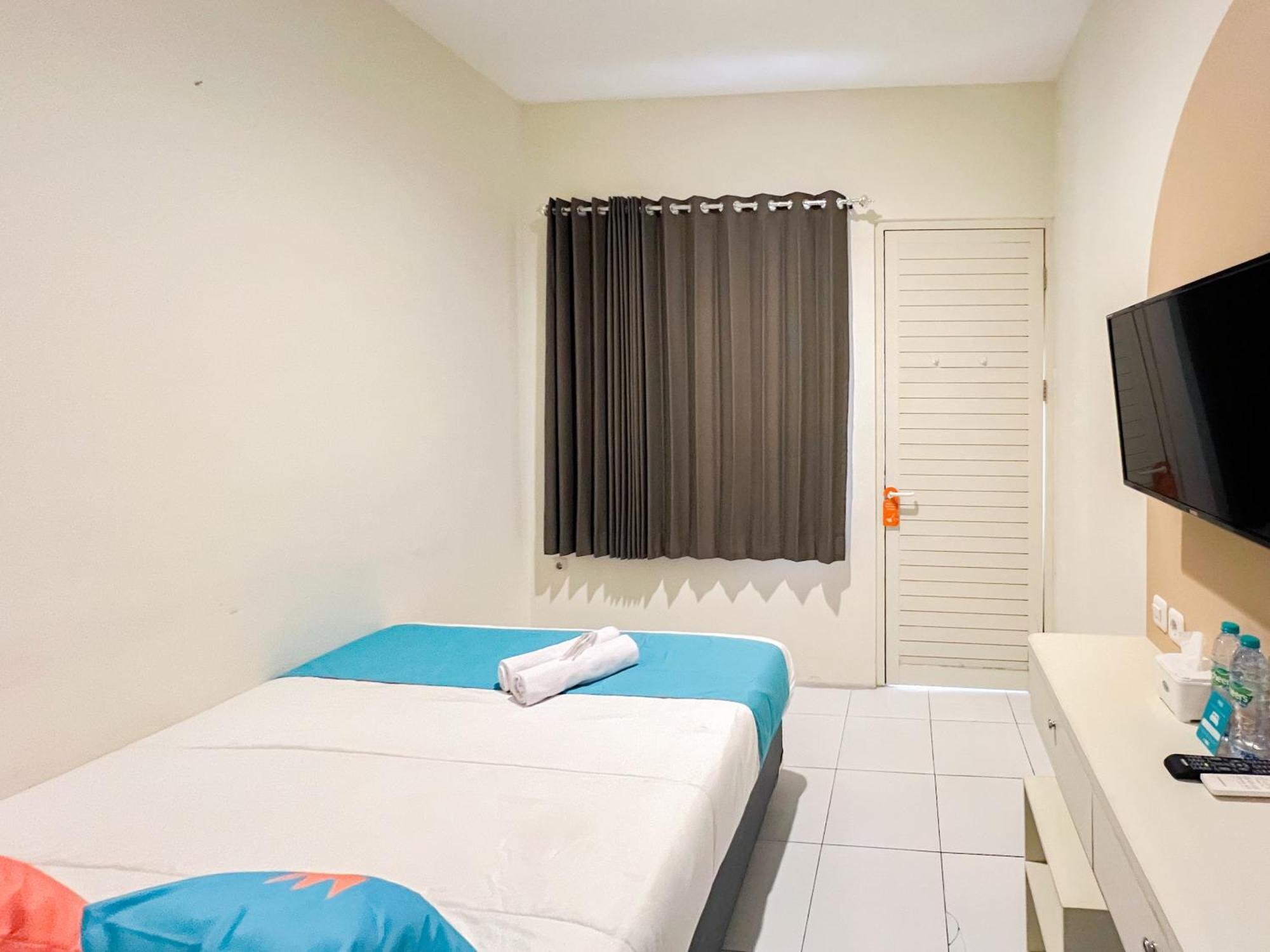 Sans Stay Bukit Palma Citraland Surabaya Exterior foto