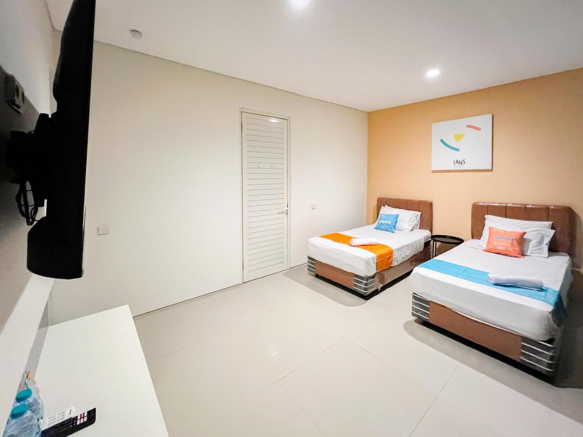 Sans Stay Bukit Palma Citraland Surabaya Exterior foto