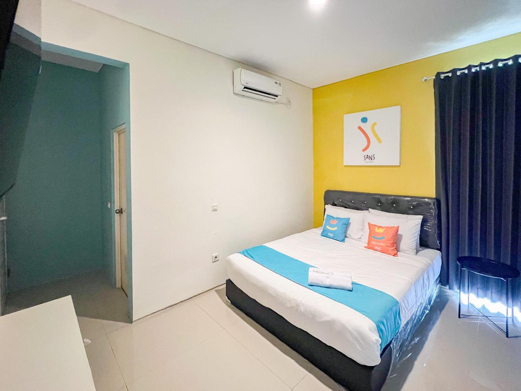 Sans Stay Bukit Palma Citraland Surabaya Exterior foto