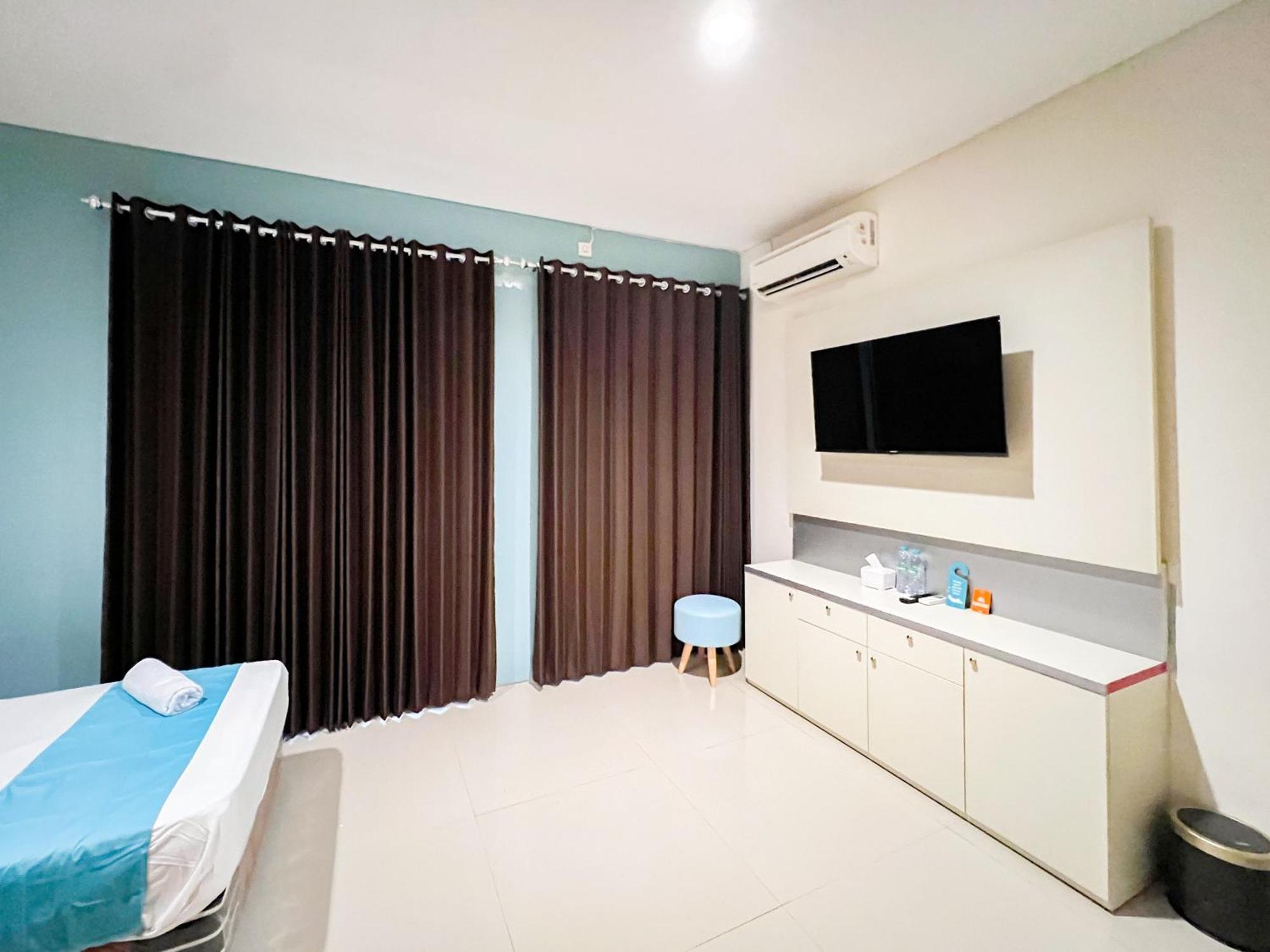 Sans Stay Bukit Palma Citraland Surabaya Exterior foto