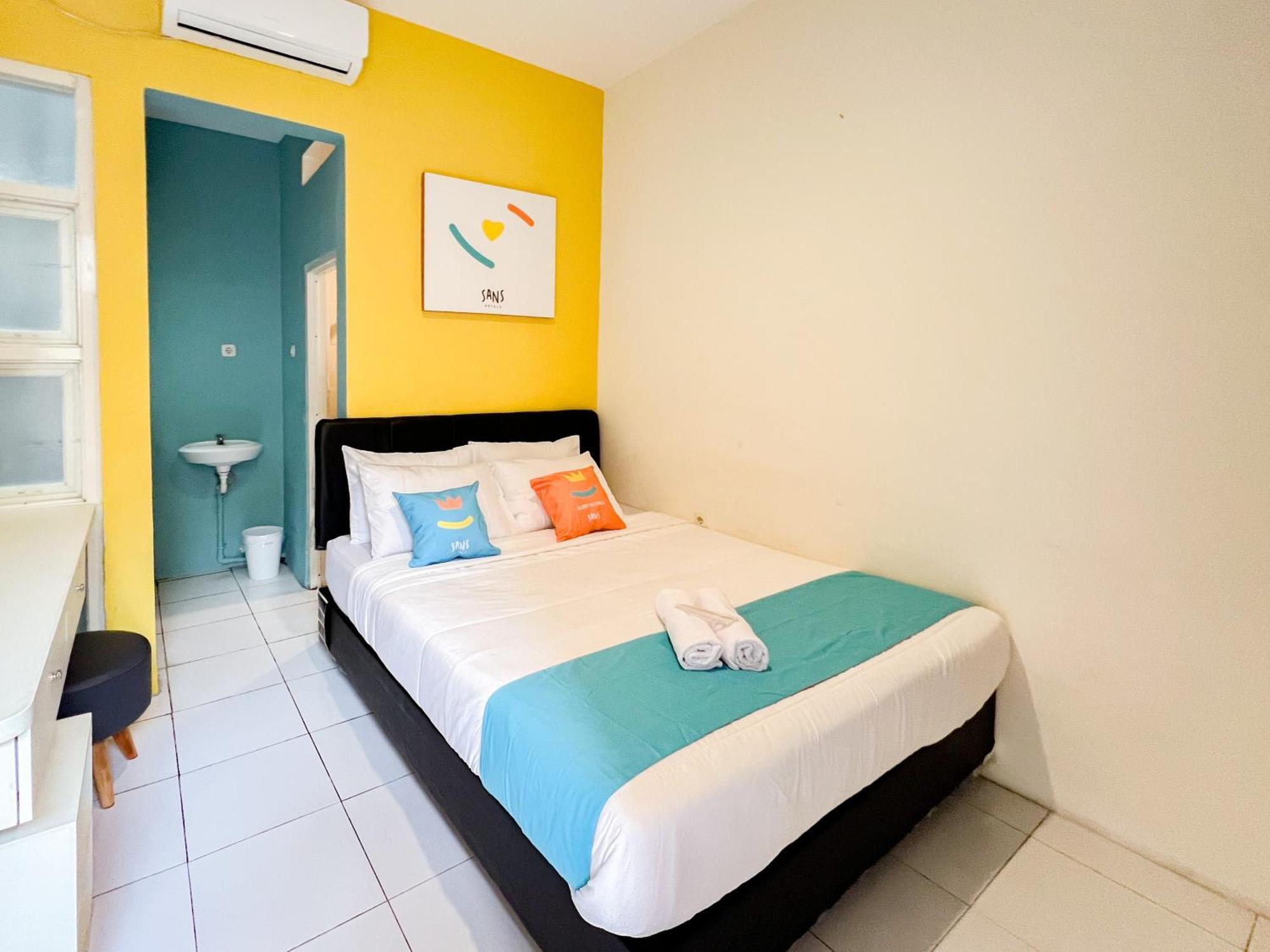 Sans Stay Bukit Palma Citraland Surabaya Exterior foto