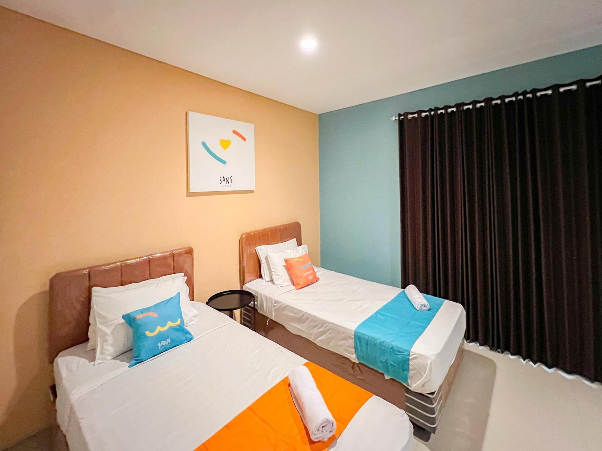 Sans Stay Bukit Palma Citraland Surabaya Exterior foto