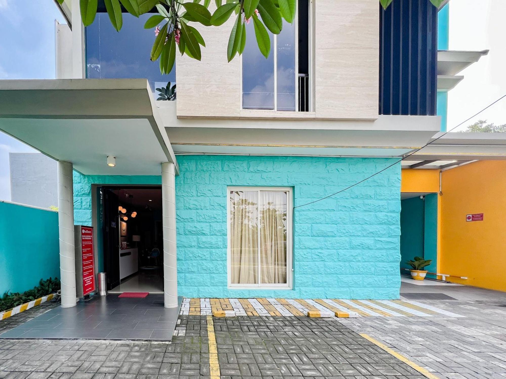 Sans Stay Bukit Palma Citraland Surabaya Exterior foto