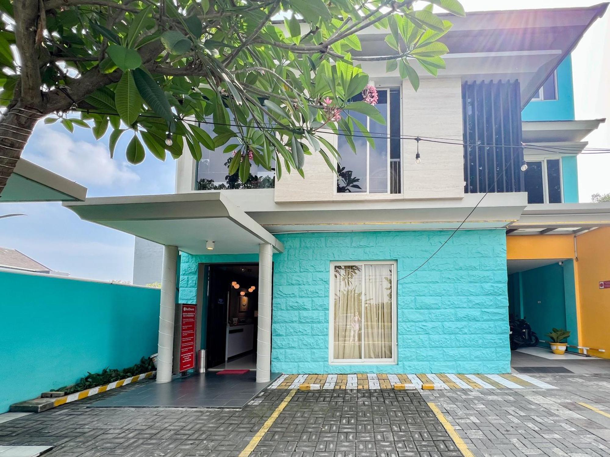 Sans Stay Bukit Palma Citraland Surabaya Exterior foto
