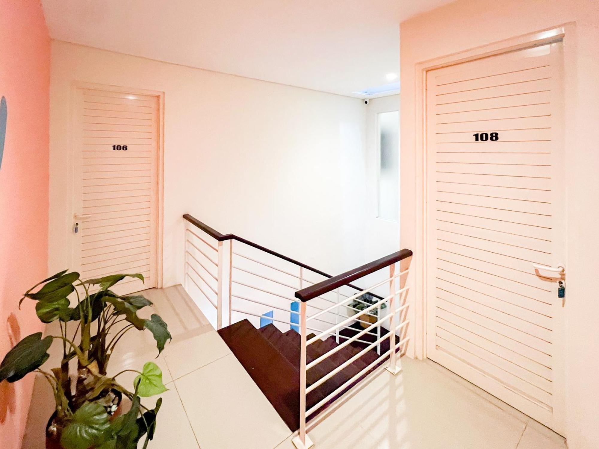 Sans Stay Bukit Palma Citraland Surabaya Exterior foto