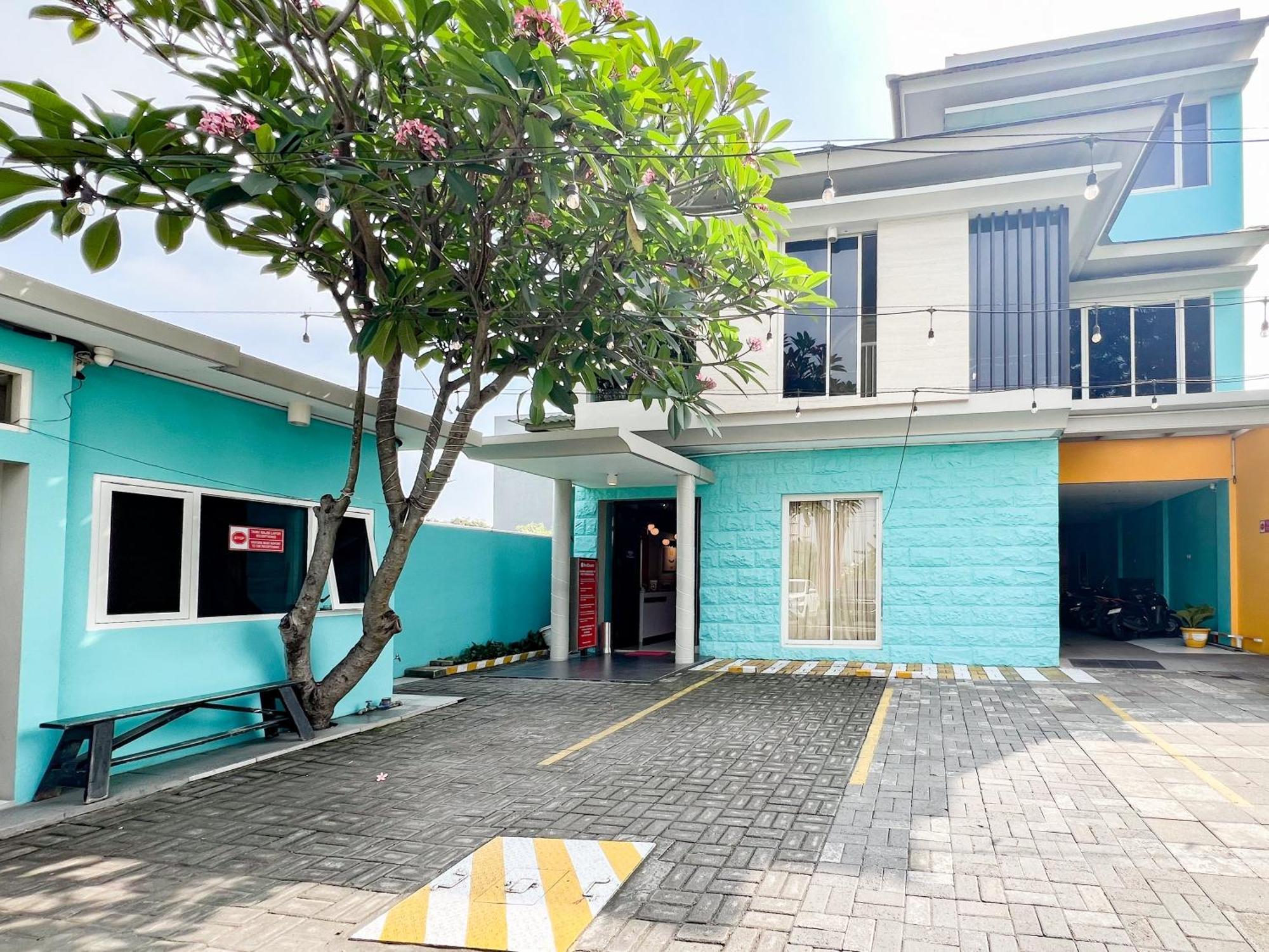 Sans Stay Bukit Palma Citraland Surabaya Exterior foto